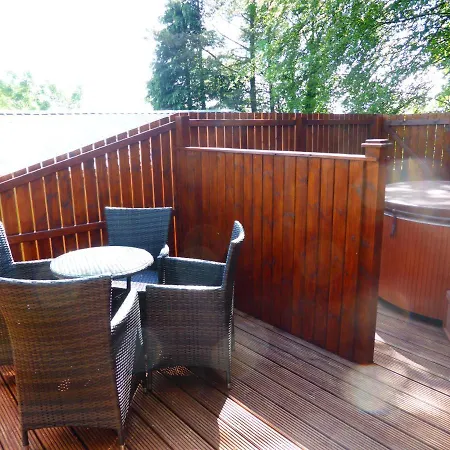 Birch Lodge 13 With Hot Tub Newton Stewart Exterior photo
