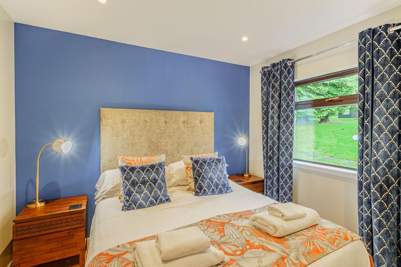 Birch 13 With Hot Tub Chalet Newton Stewart